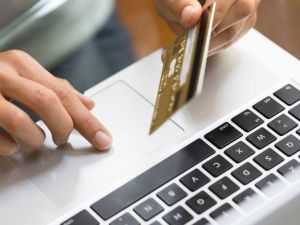 İnternet siparişlerinin yüzde 82’sini kartla ödendi