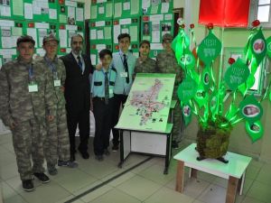 Lisesi gençlerin ’Bir ölür bin yaşarız’ projesi