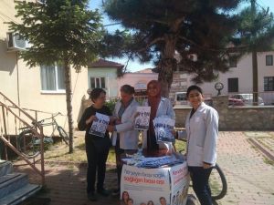 Kula’da aşı bilgilendirme standı açıldı