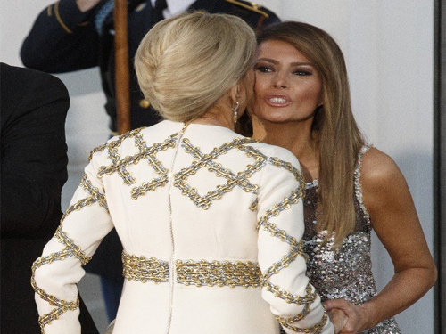 “Melania Trump hapis hayatı yaşıyor”