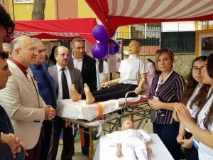 Sağlıkçı öğrencilerden sağlıklı yaşam projeleri