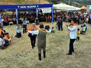 Yörükler, Salihli’deki Osmanlı Hıdırellez Şenliği’nde buluştu