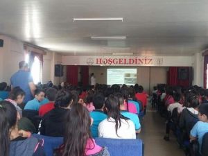 Öğrenciler ’Kene’ hakkında bilgilendirildi