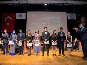 Lise öğrencilerinden halk müziği ziyafeti