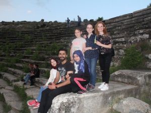 Rize’den Çavdarhisar Aizonai Antik Kenti’ne kültür gezisi