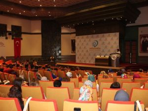 Doğasında Doğum Derneği Başkanı Prof. Dr. Aydan Biri: "Doğum normal bir süreçtir"