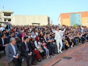Üniversiteli öğrenciler Mehmet Yakar ile coştu