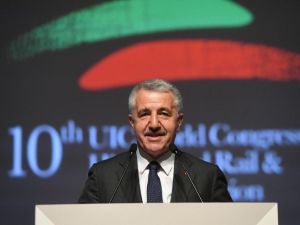 Bakan Arslan: "Türkiye’de 40 milyon kişiyi YHT ile taşıdık"