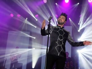 Emre Kaya’dan özel ceket