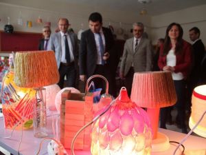 Atık ürünler sanat eserine dönüştü