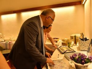 Kursiyerlerin el emeği göz nuru eserleri görücüye çıktı