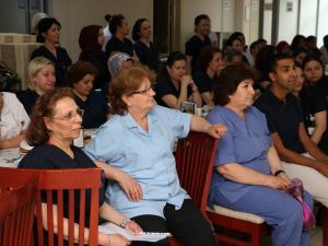 Manisa’da hemşireler günü kutlandı