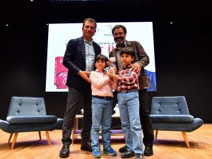 Beylikdüzü, doğum gününde Ahmet Ümit ve Moğollar’ı ağırladı