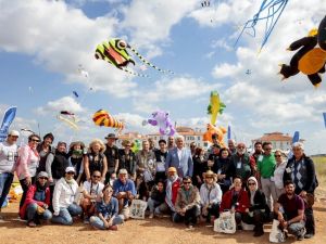 Çeşme’de Uçurtma Festivali, görsel şölene dönüştü