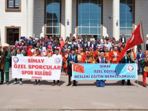 Simav Özel Eğitim Mesleki Eğitim Merkezi Okulu ilk mezunlarını verdi