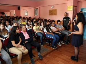 “Sınav kaygısıyla baş etmek mümkün”