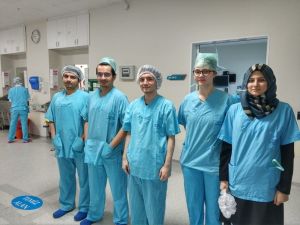 Geleceğin doktorlarına ameliyat tecrübesi