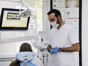 "Sahurda lifli gıda tüketimi ağız kokusunu engelliyor"