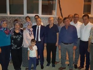 Salihli’de başkandan çat kapı iftar