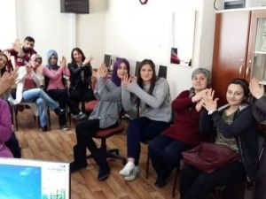 İşaret dili kursları sona erdi