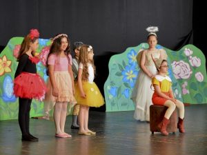 Maltepe’nin minik tiyatrocuları sahnede