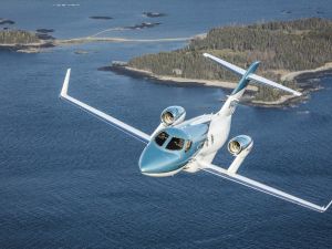 HondaJet Elite yeni motor tasarımıyla uçuş menzilini 400 km artırdı