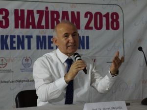 Tarihçi Şimşirgil, Aydın’da okurlarıyla buluştu