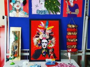 Atık malzemeleri sanat eserlerine dönüştürdüler