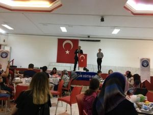 Eğitimciler iftarda buluştu