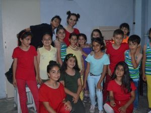 Çocukların tiyatro oyunu beğeni topladı