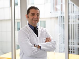 Dr. Yaşar: “Akıllı merceklerle ömür boyu gözlüklerinizden kurtulabilirsiniz”