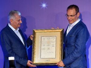 Türk Telekom’un yeni genel müdürlük binasını hizmete açtı