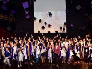 İstanbul’un tek belediye konservatuarı ilk mezunlarını verdi