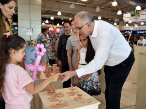 Toprak yetenekli ellerde şekillendi