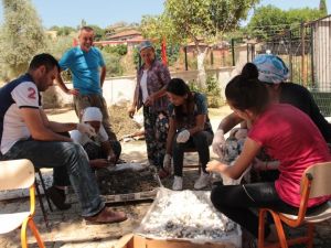 Ödemiş çevresinden 1 ton yaş koza beklentisi