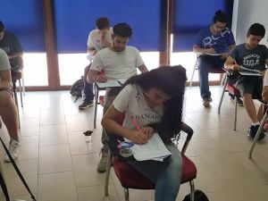 Üniversite burs ve yerleştirme sınavlarına yoğun ilgi devam ediyor