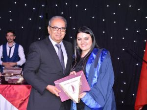 Yakın Doğu Üniversitesi’nde mezuniyet coşkusu