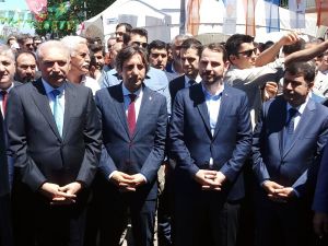 Enerji ve Tabii Kaynaklar Bakanı Albayrak:" Birilerinin akıllarında ve fikirlerinde büyük ve güçlü Türkiye idealine beton dökmek var"