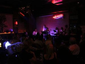 Kuşadası’nda bayramın gözdesi eğlence mekanları