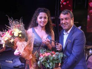 Mut Ferhat Göçer ve Deniz Toprak’la coştu