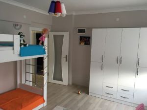 Esra Erol dar gelirli aileye yeni ev yaptırdı