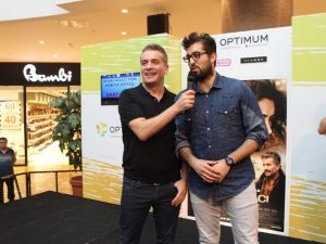 Ahlat Ağacı oyuncuları İzmir seyircisiyle buluştu