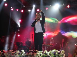 Alanya’da Ceceli ve Manço rüzgarı