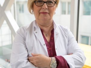 Eskisi kadar iş görmeyen el için el rehabilitasyonu