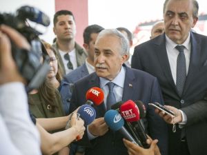Bakan Fakıbaba: "Yeterli kadar patatesimiz var. Bugünden itibaren fiyatları düştü. Düşmeye devam edecek"
