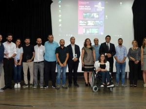 Aliağalı genç sinemacıların ilk gösterim heyecanı