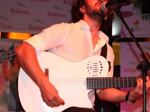 İzmirliler Fettah Can ile coştu