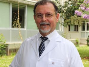 Güneş çarpmasına karşı bol su tüketilmeli