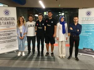 İAÜ öğrencileri Türkiye’yi uzaya taşıyor