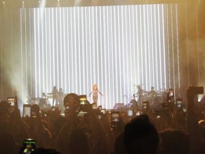 Shakira, İstanbulluları coşturdu